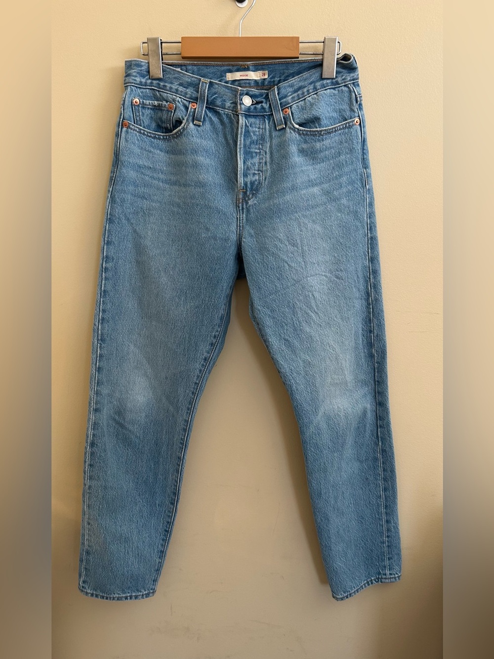 Levi's Ladies Button Fly Wedgie Straight Leg Jeans Rare tab